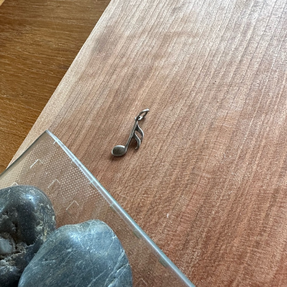 Sterling Silver Music Note Charm - Picture 4 of 5